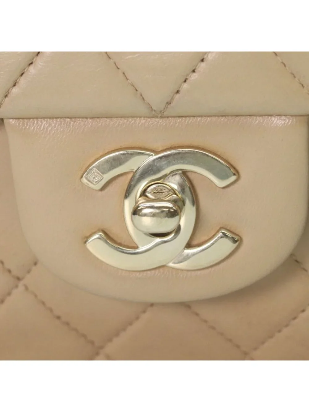 Chanel Beige Lamb Gold Quilted 25 Shoulder Bag